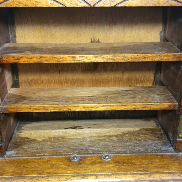 Antique Crafted Wooden & Ornate Brass Tone Jewelry Box.Beautiful Design. - Picture 8 of 17